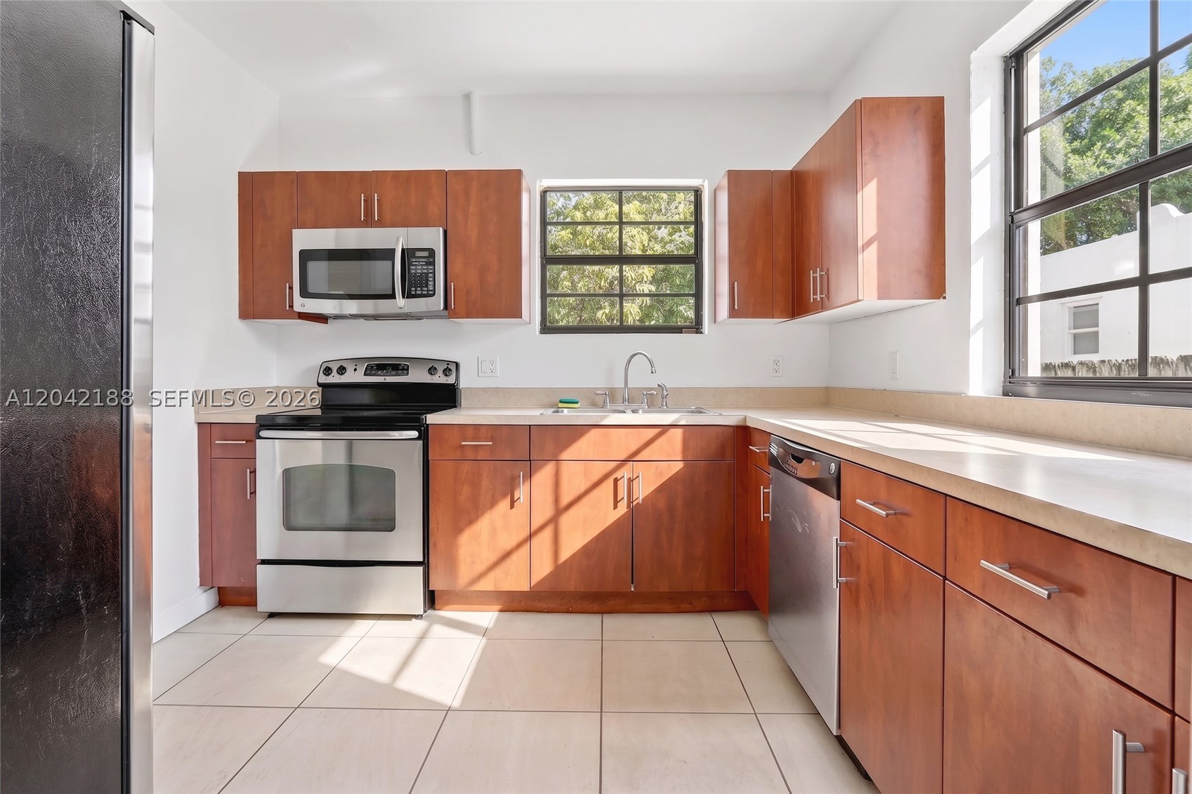 322 SW 18th Rd Miami, FL 33129