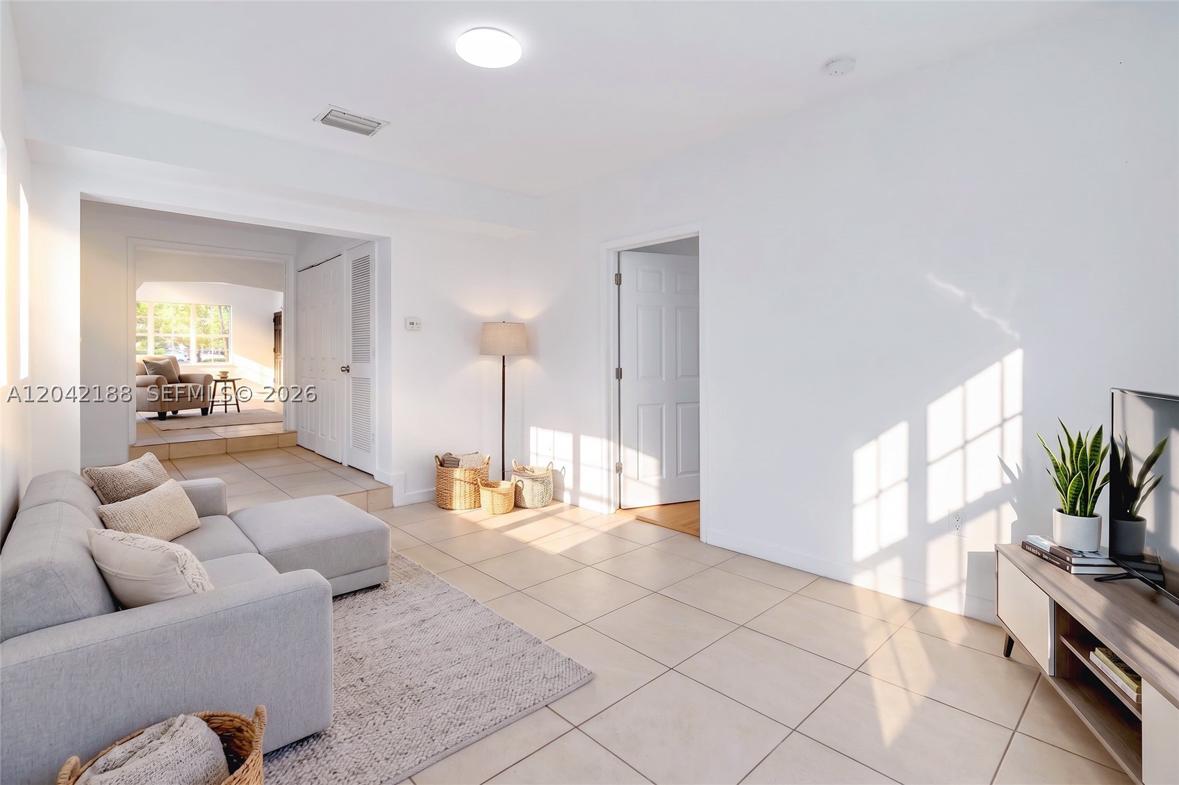 322 SW 18th Rd Miami, FL 33129
