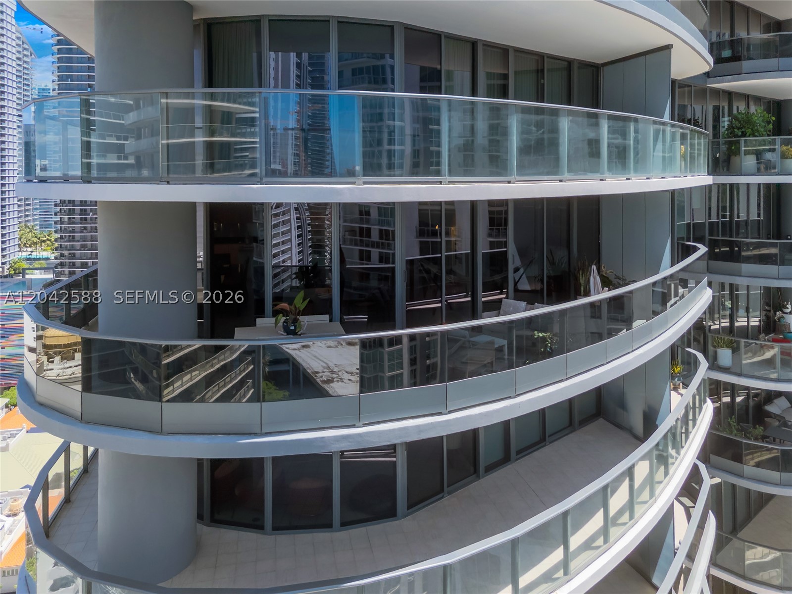 image Brickell Flatiron0