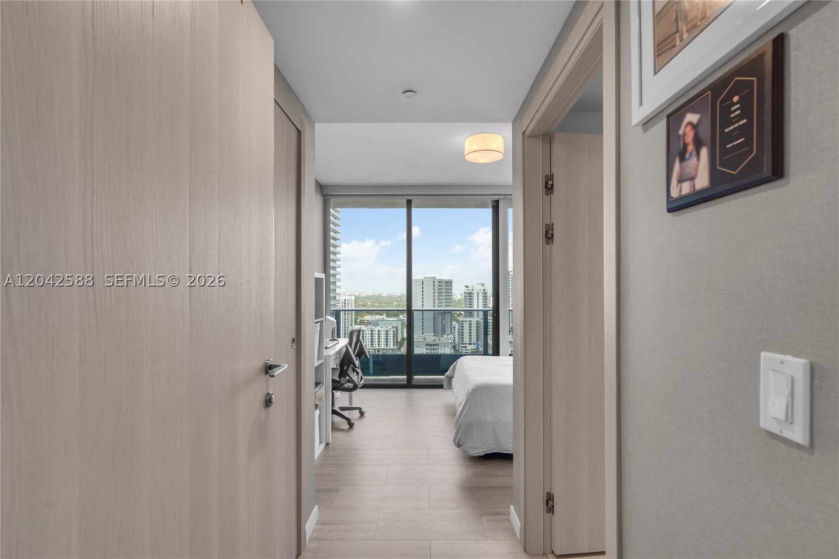 1000 Brickell Plz #2402 Miami, FL 33131