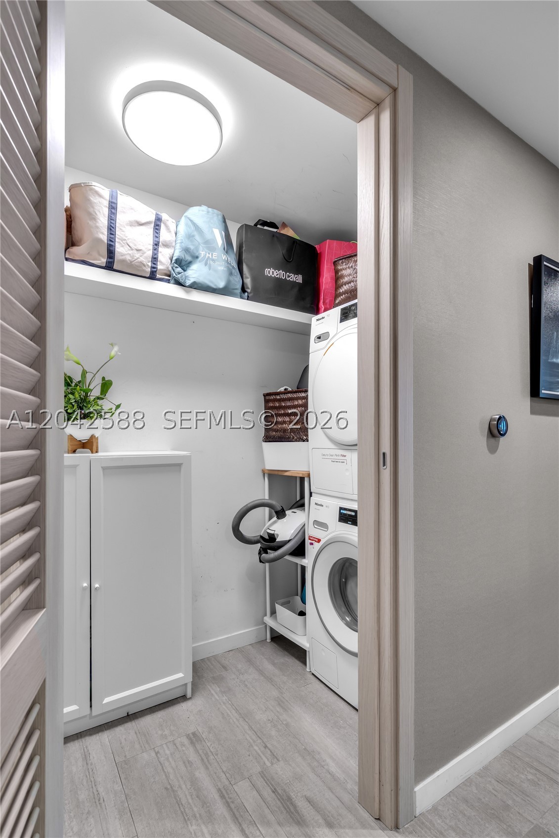 1000 Brickell Plz #2402 Miami, FL 33131