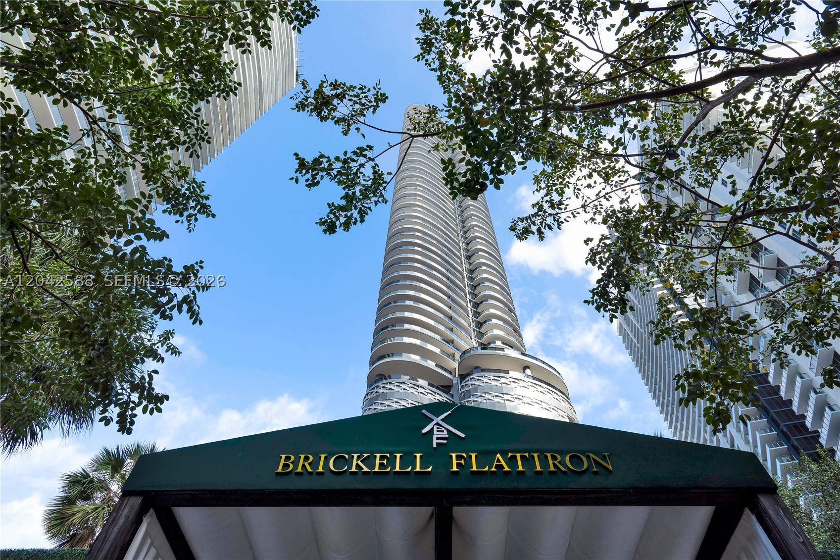 1000 Brickell Plz #2402 Miami, FL 33131