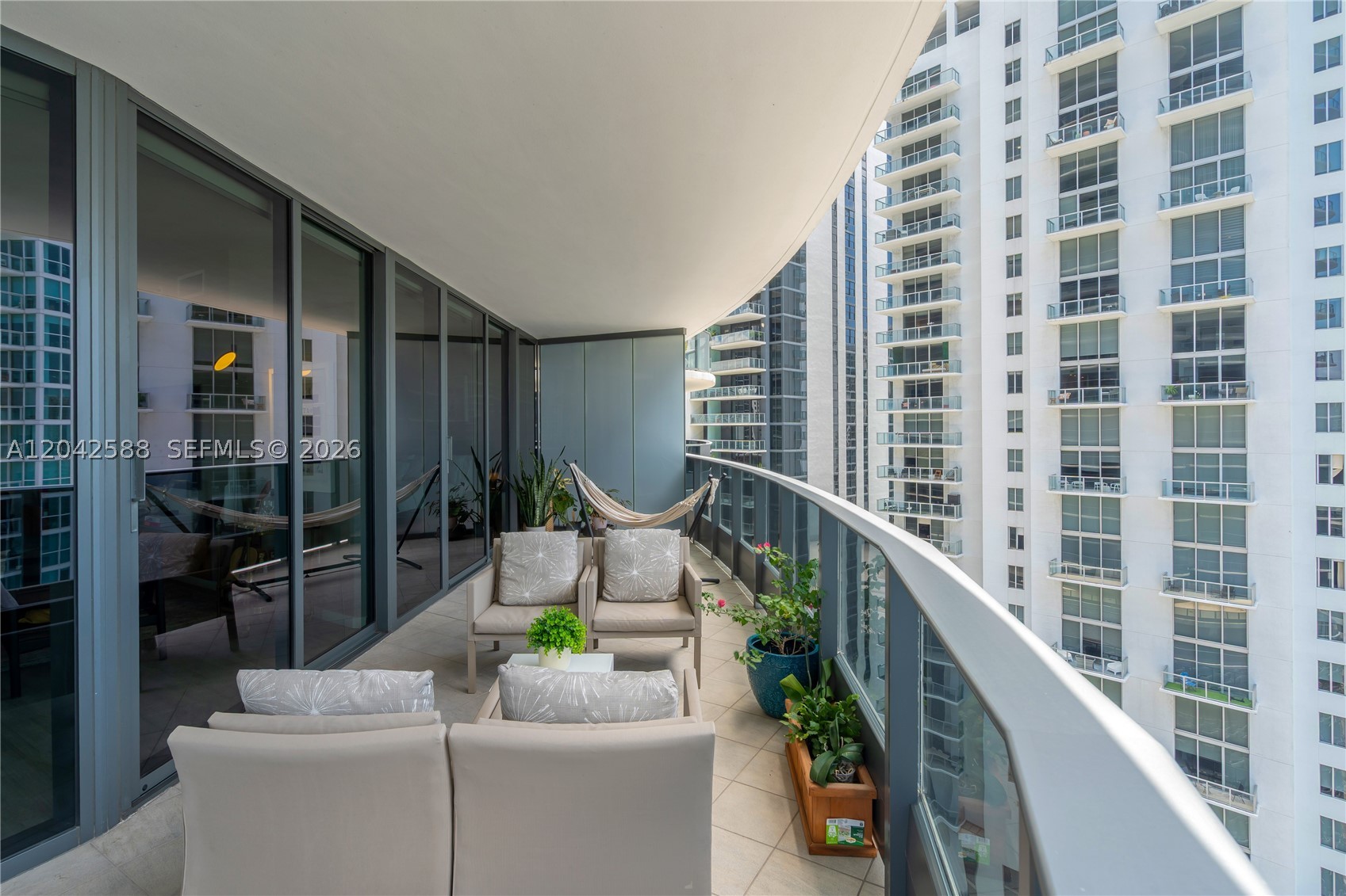 1000 Brickell Plz #2402 Miami, FL 33131
