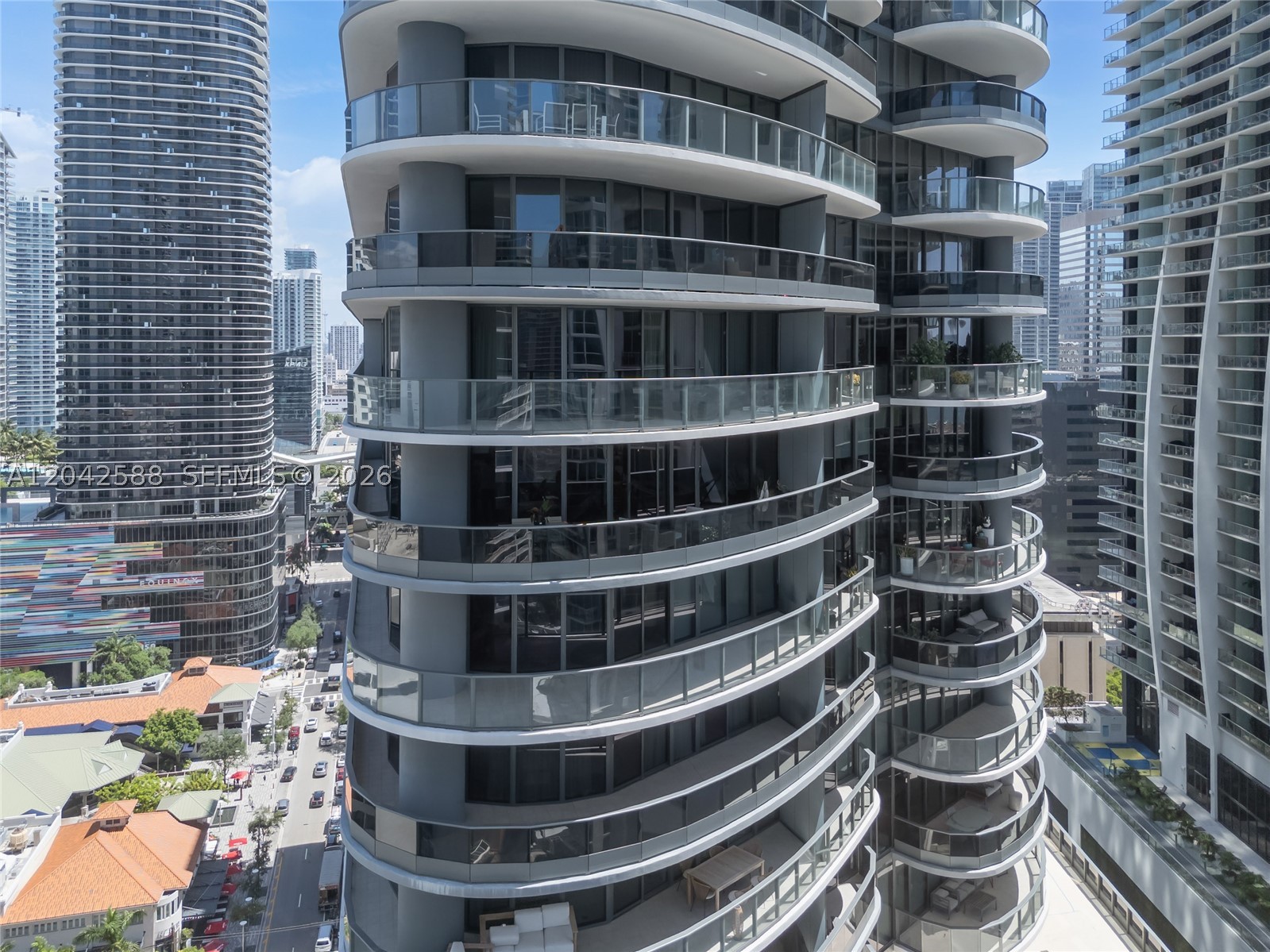1000 Brickell Plz #2402 Miami, FL 33131