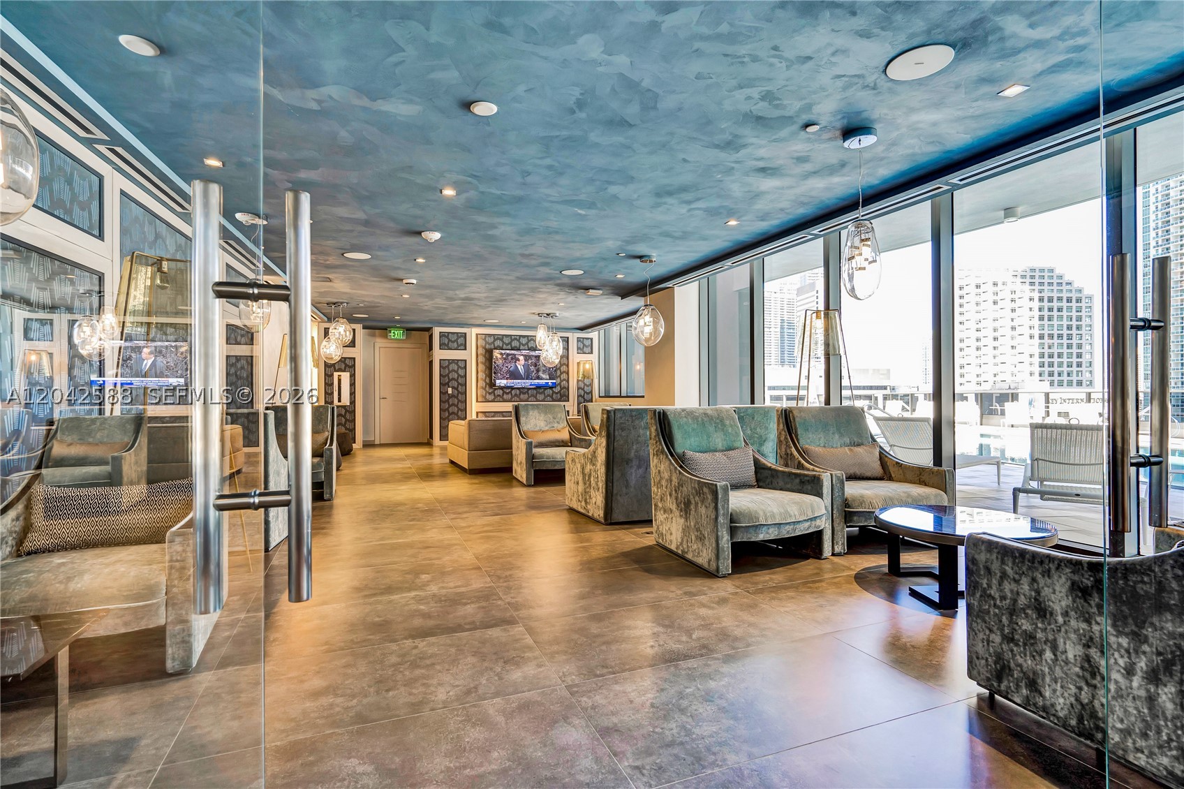 1000 Brickell Plz #2402 Miami, FL 33131