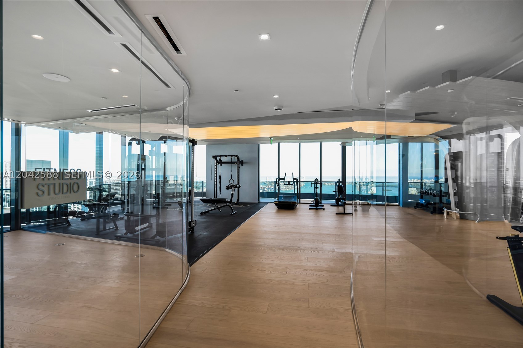 1000 Brickell Plz #2402 Miami, FL 33131