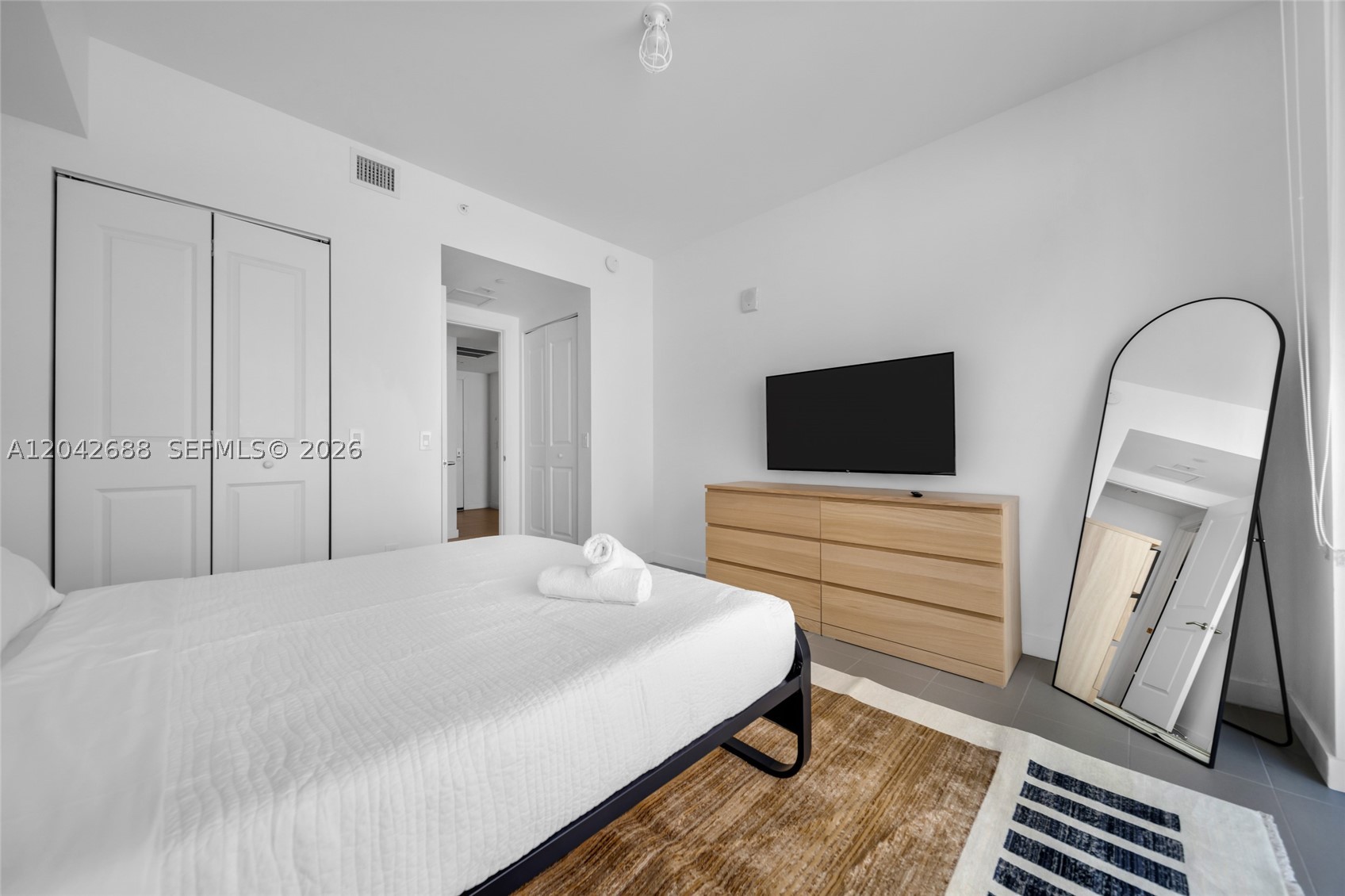 image Canvas12