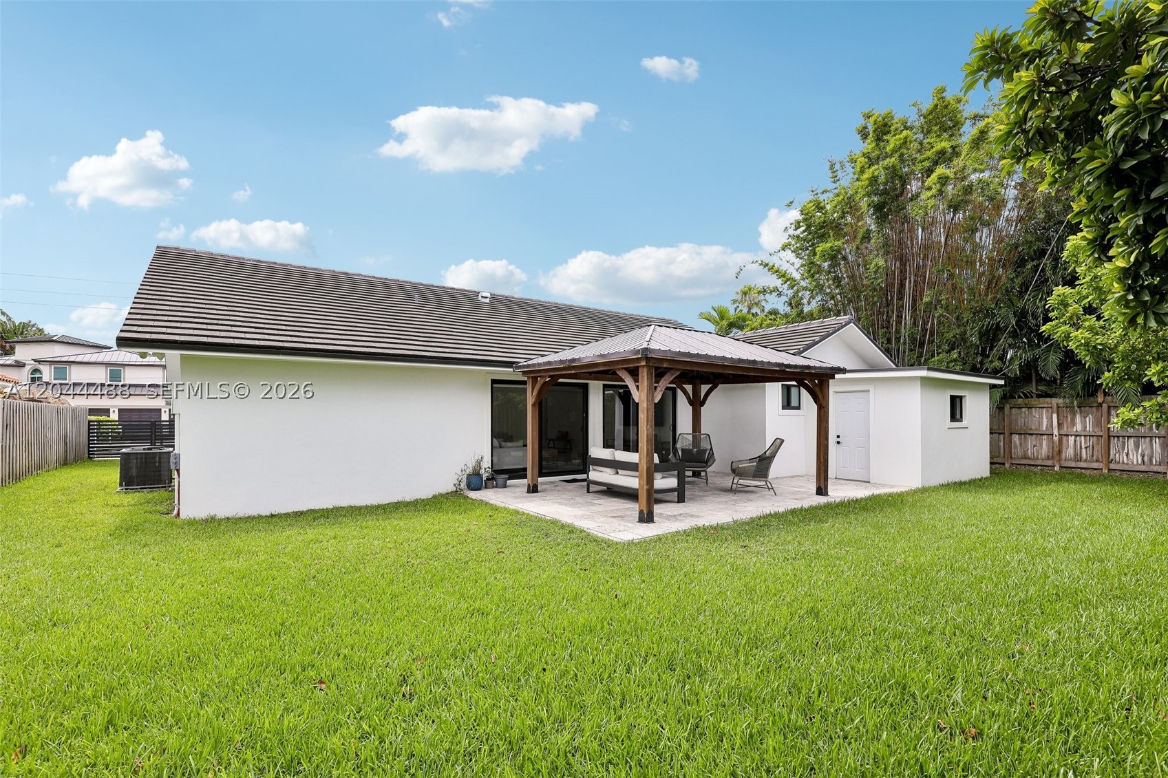 6816 SW 89th Ct Miami, FL 33173