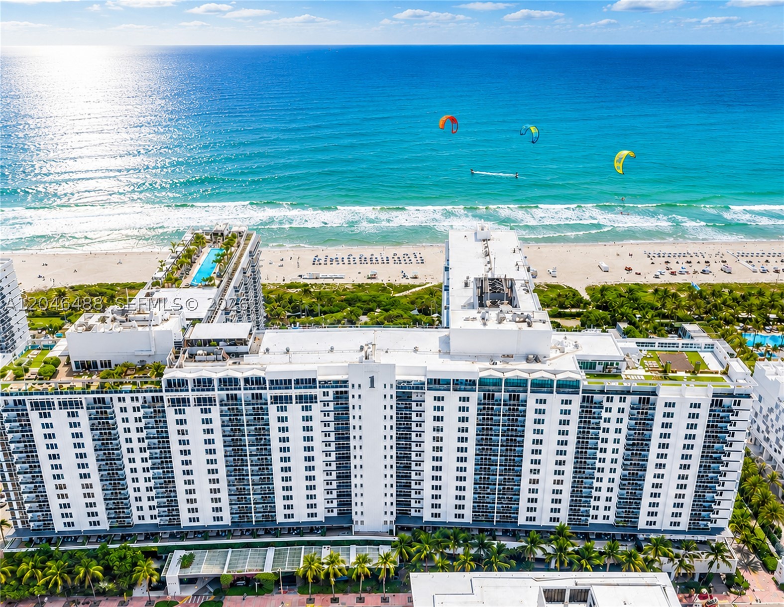 2301 Collins Ave #PH22