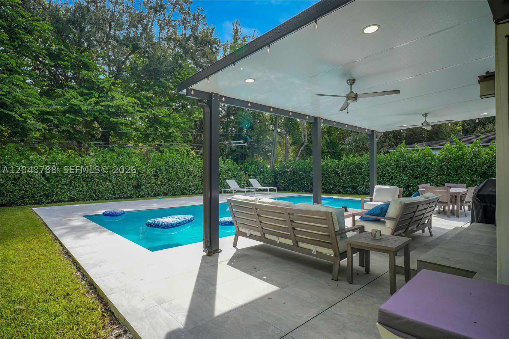 7521 SW 63rd Ct South Miami, FL 33143