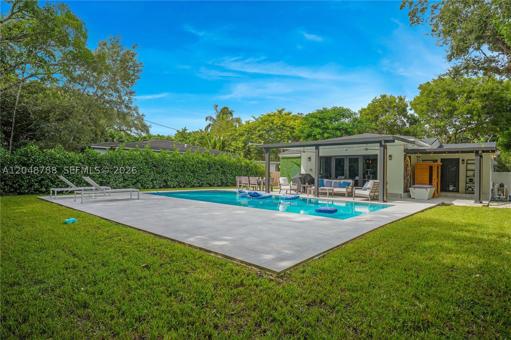 7521 SW 63rd Ct South Miami, FL 33143