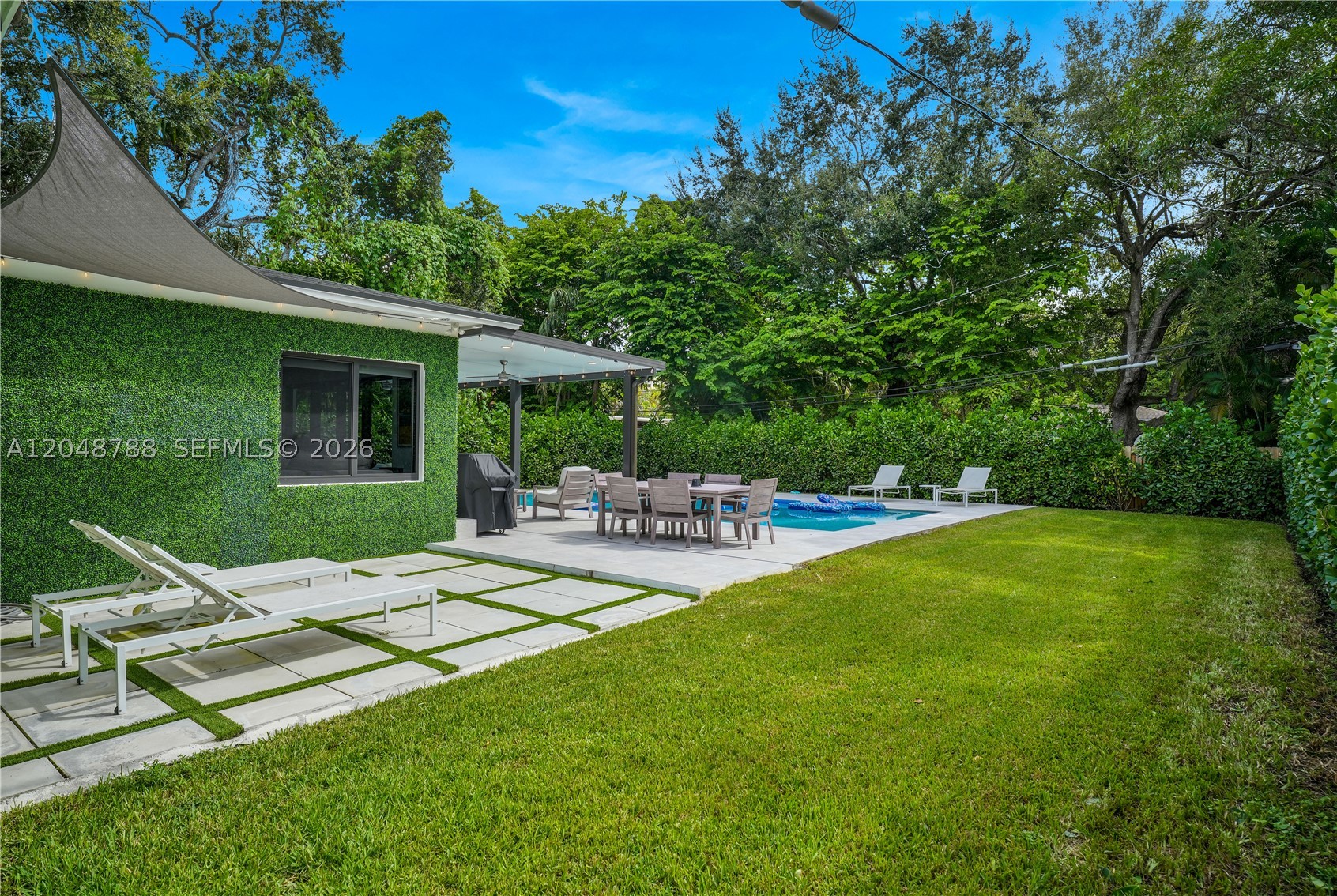 7521 SW 63rd Ct South Miami, FL 33143