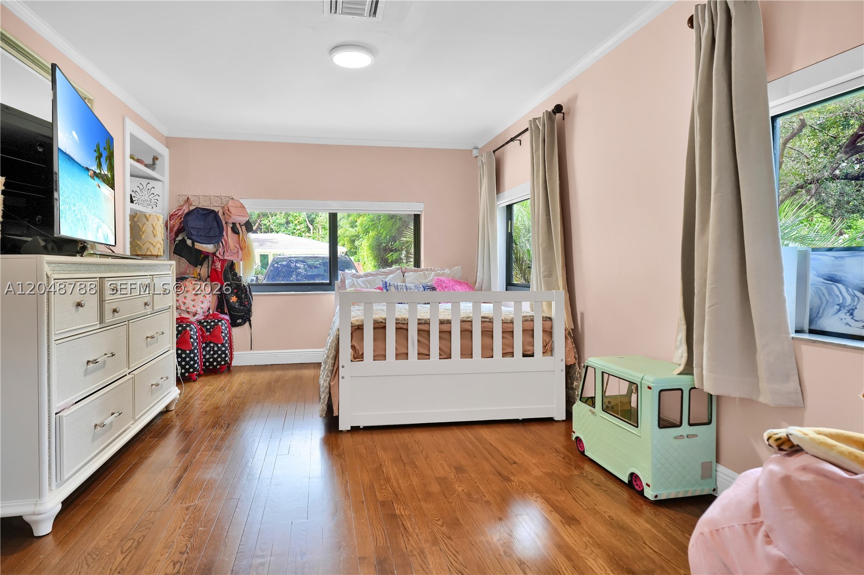 7521 SW 63rd Ct South Miami, FL 33143