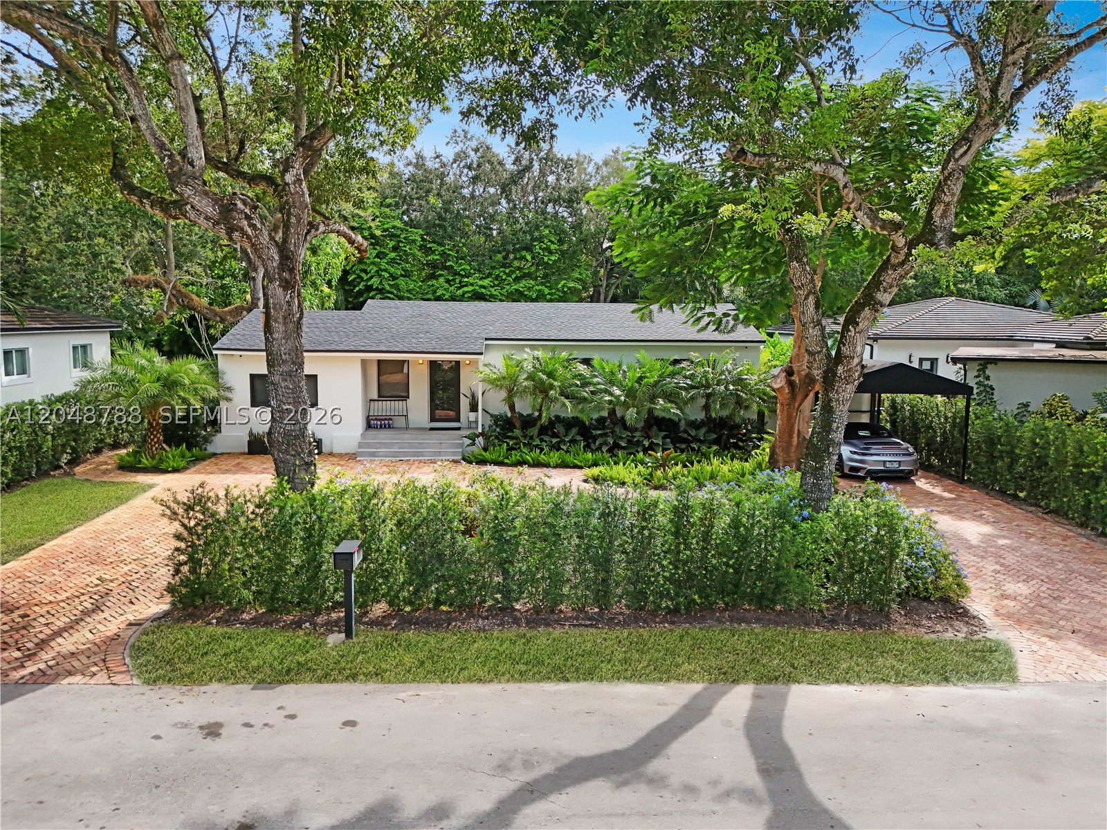 7521 SW 63rd Ct South Miami, FL 33143