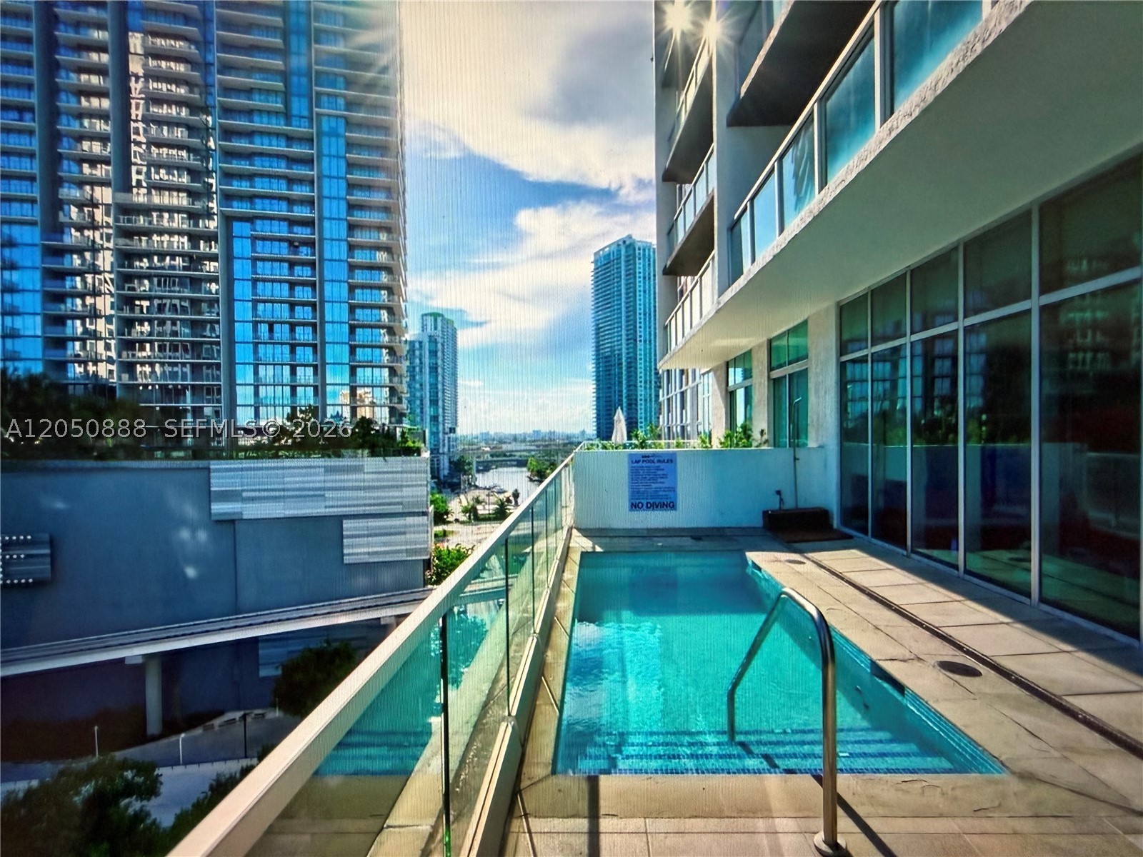 image 500 Brickell East13