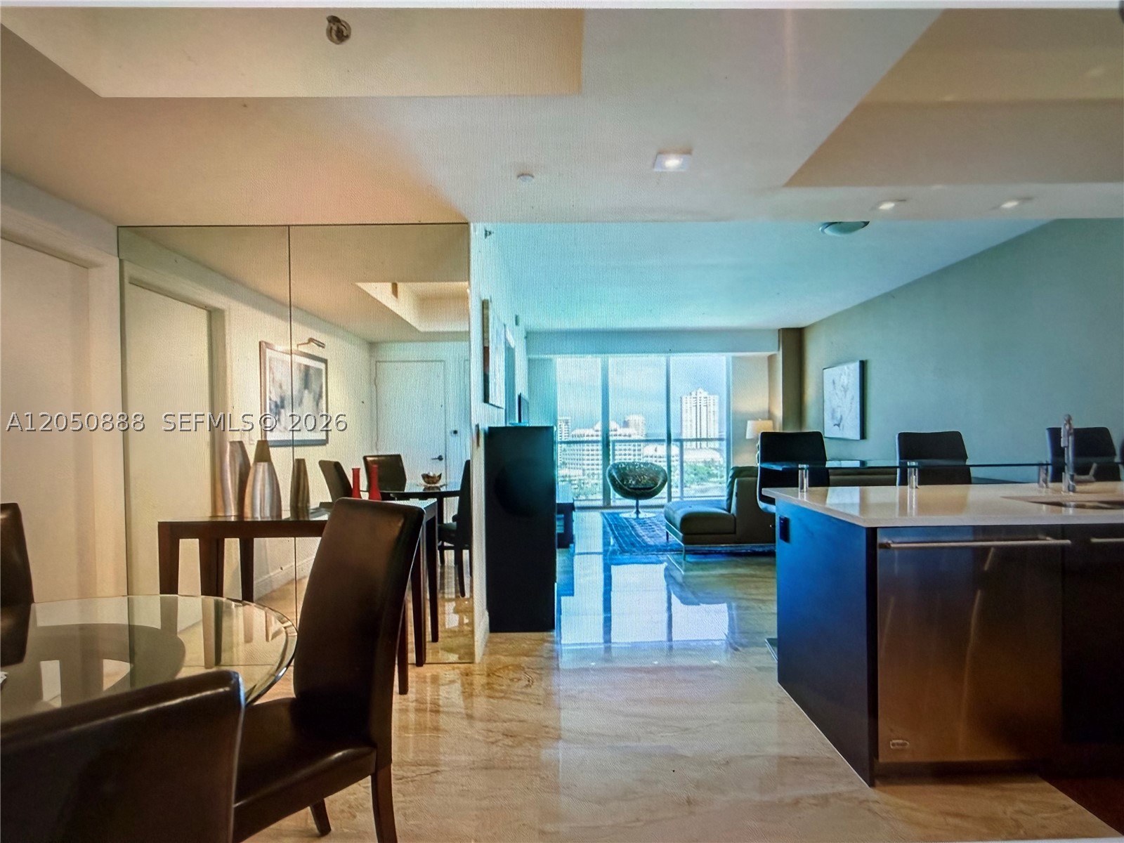 image 500 Brickell East14