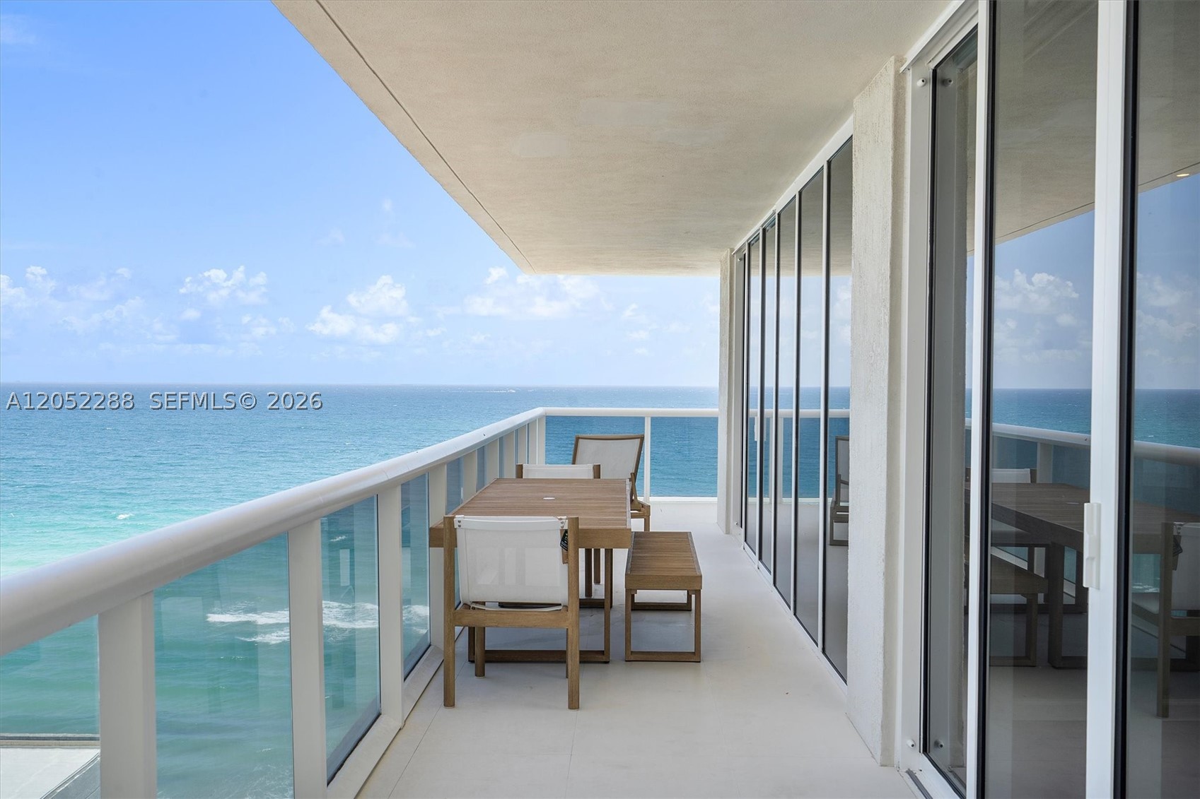 image Beach Club 216