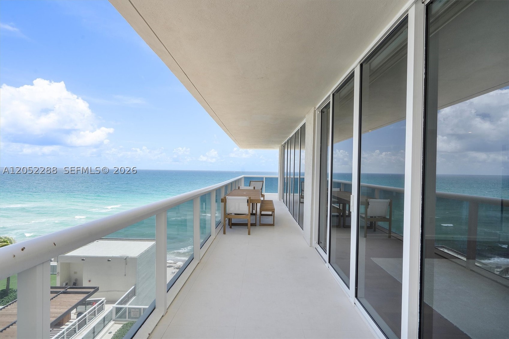 image Beach Club 217
