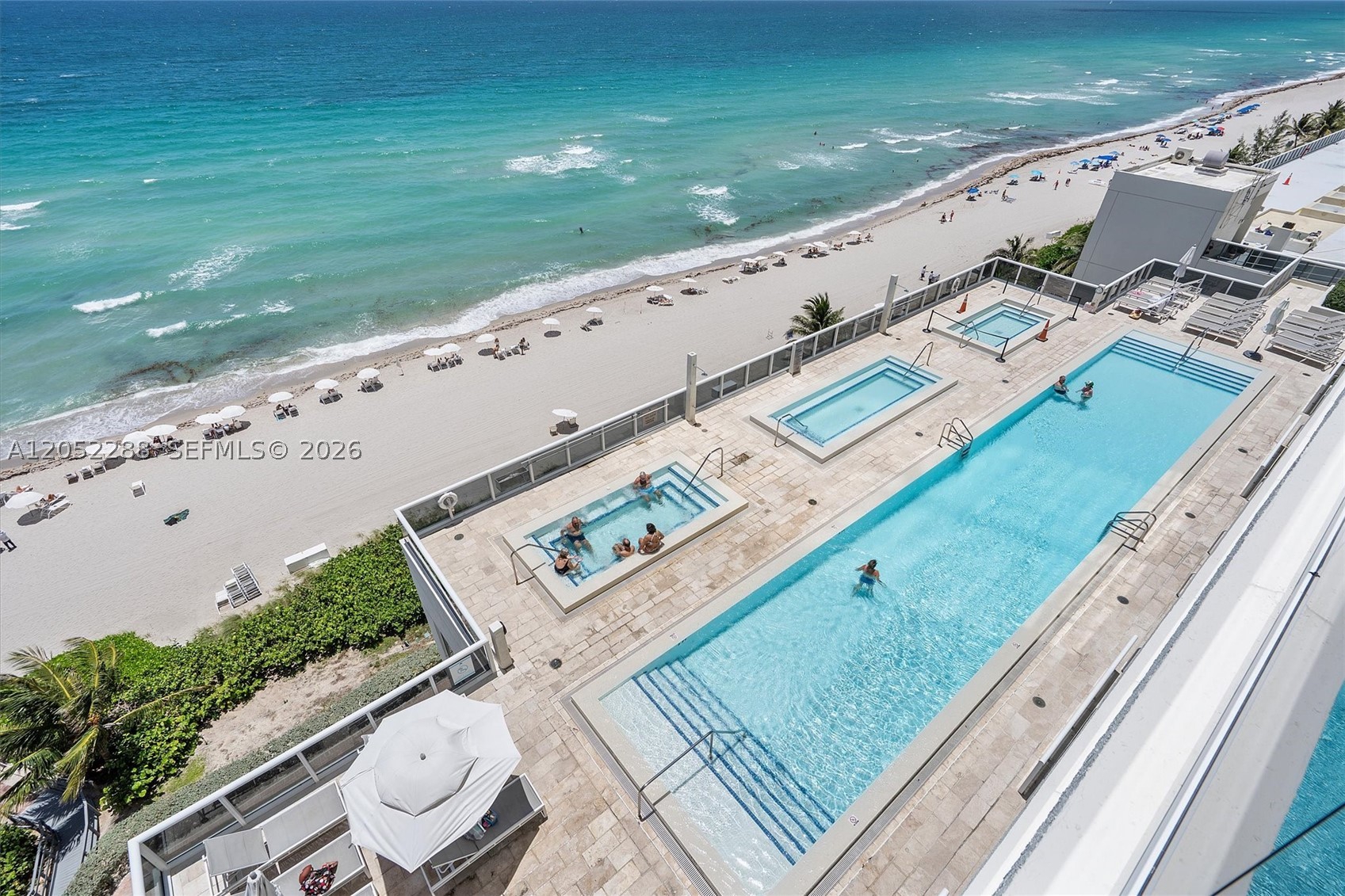 image Beach Club 255