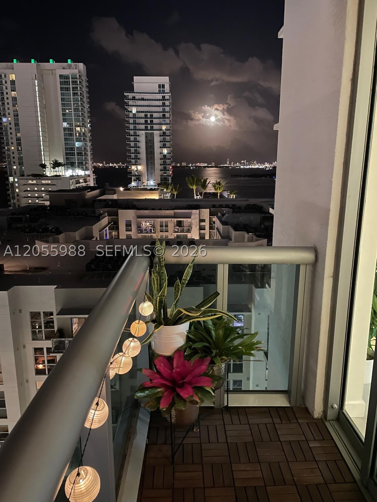 image Gallery Art Condos23