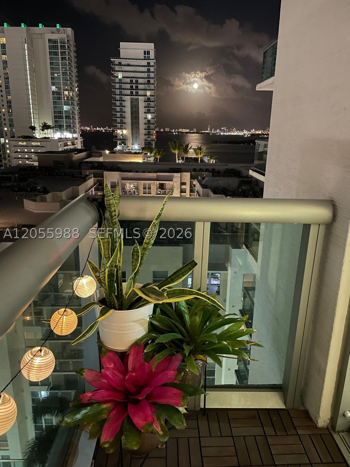 image Gallery Art Condos24