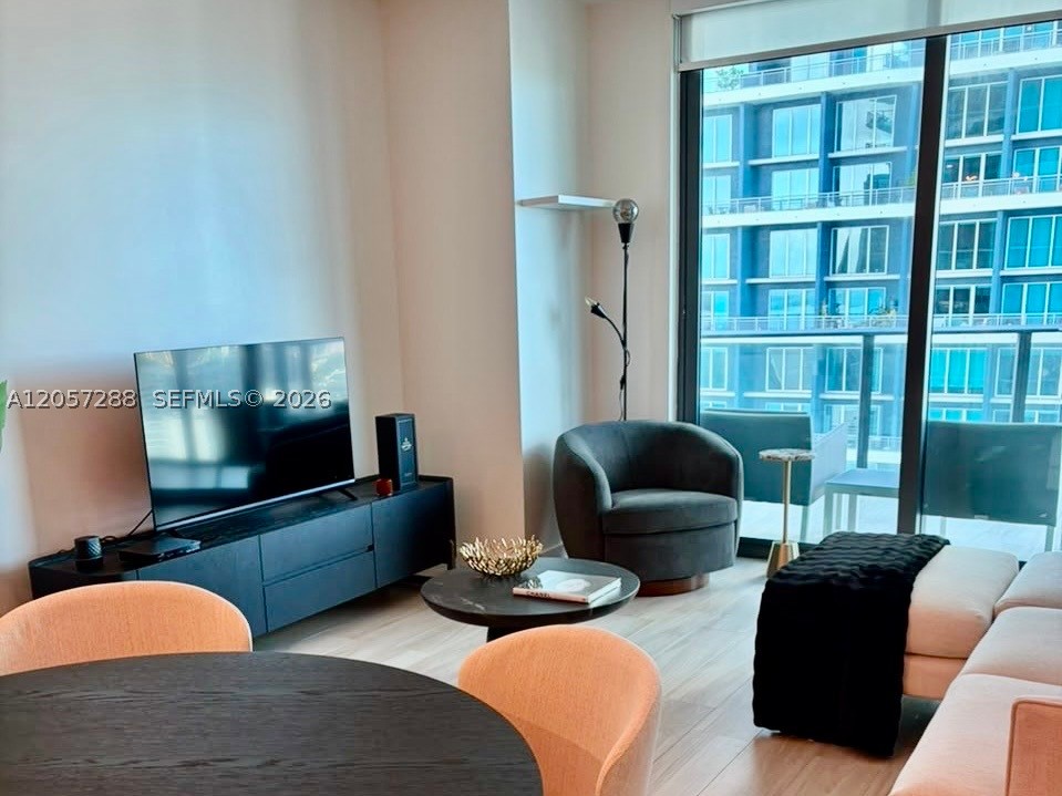 image Dua Miami (SLS Brickell)3