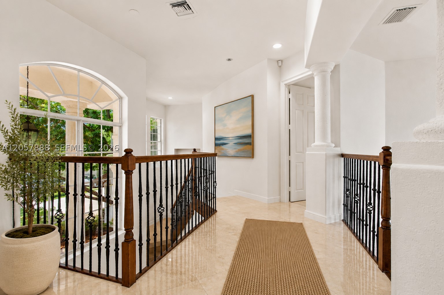 996 Sanibel Dr Hollywood, FL 33019