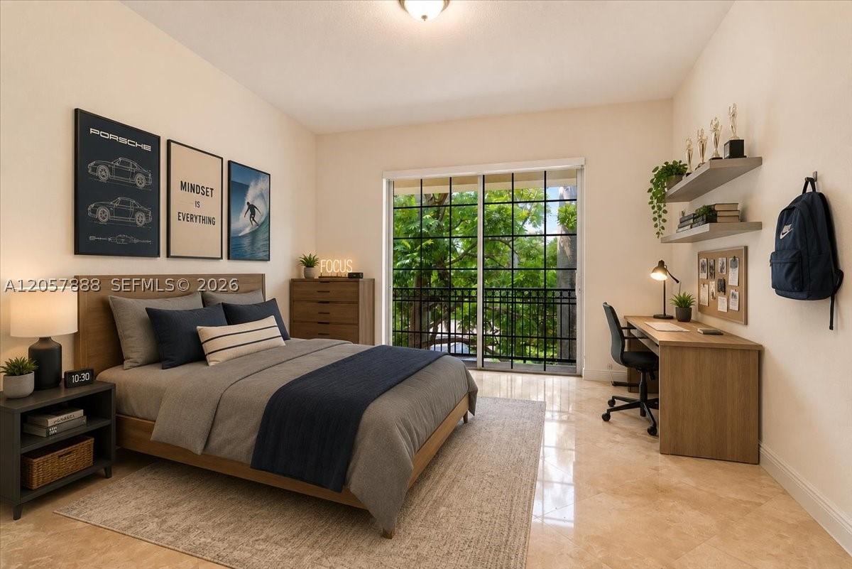 996 Sanibel Dr Hollywood, FL 33019