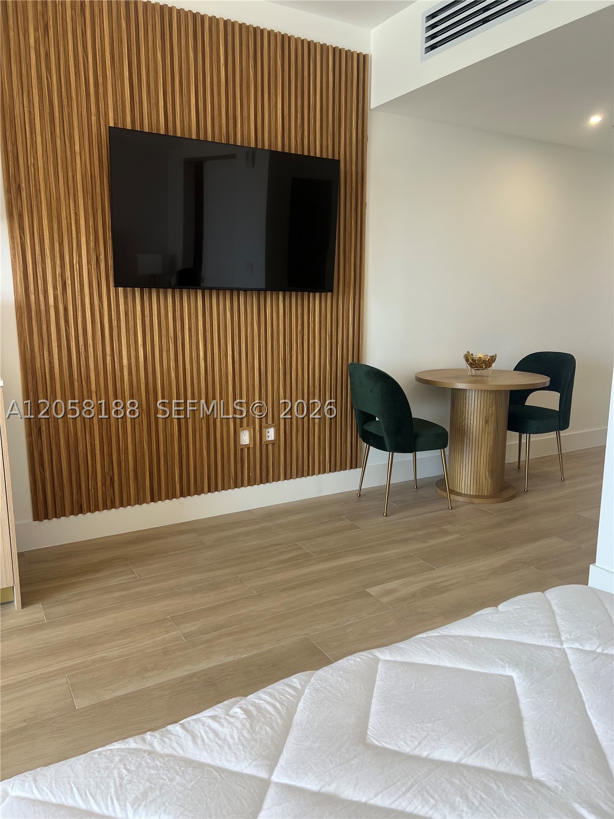 image The Standard Residences Midtown Miami7