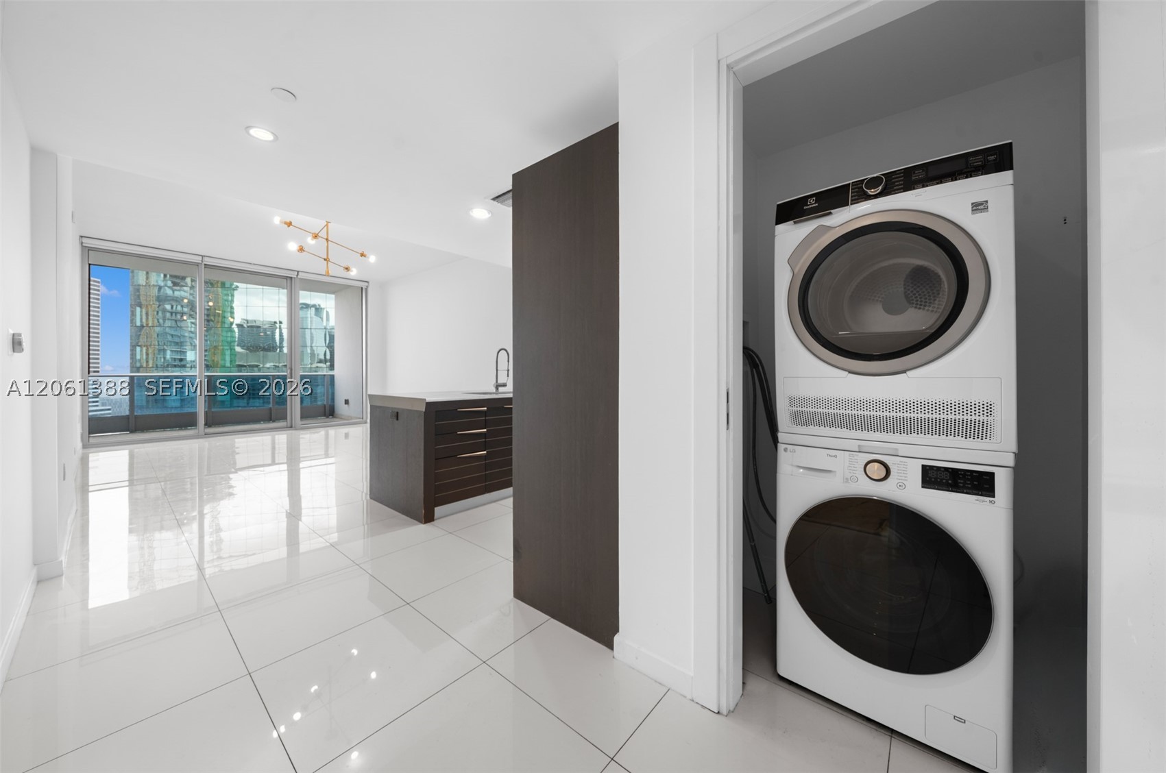 image Epic Residences13