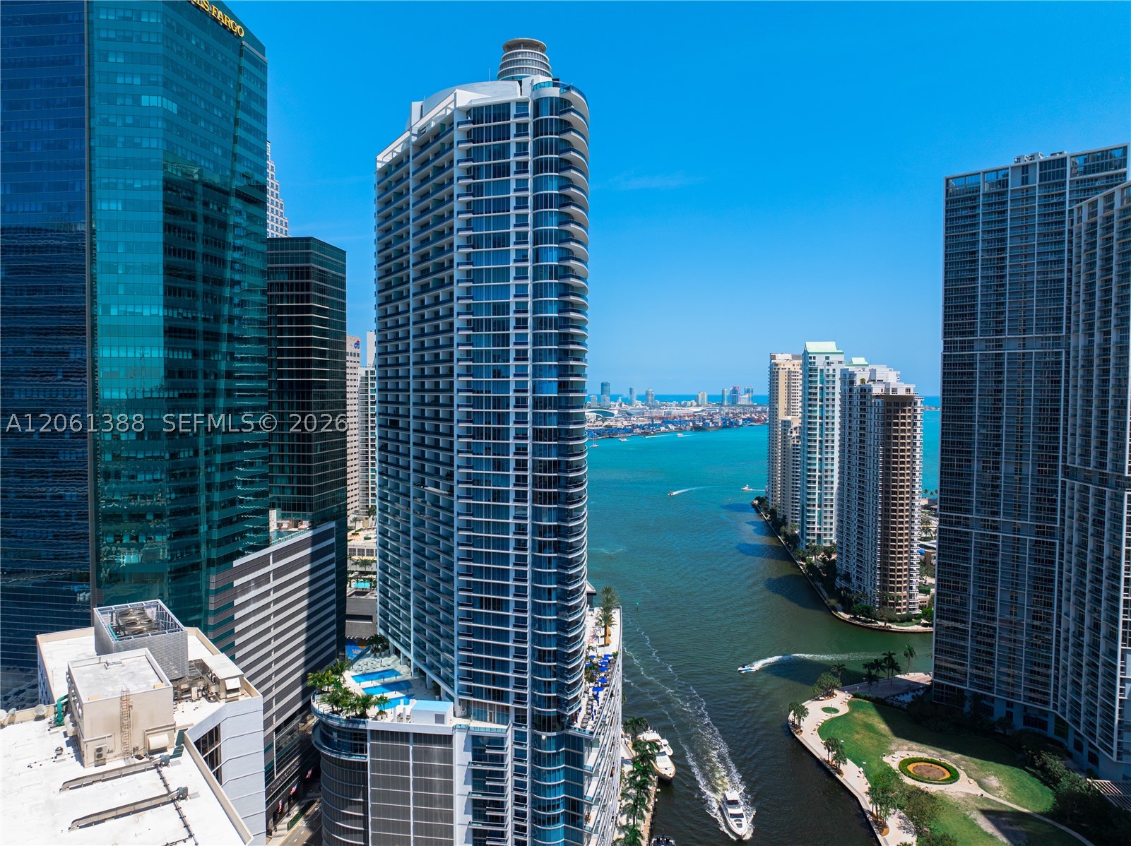 image Epic Residences15
