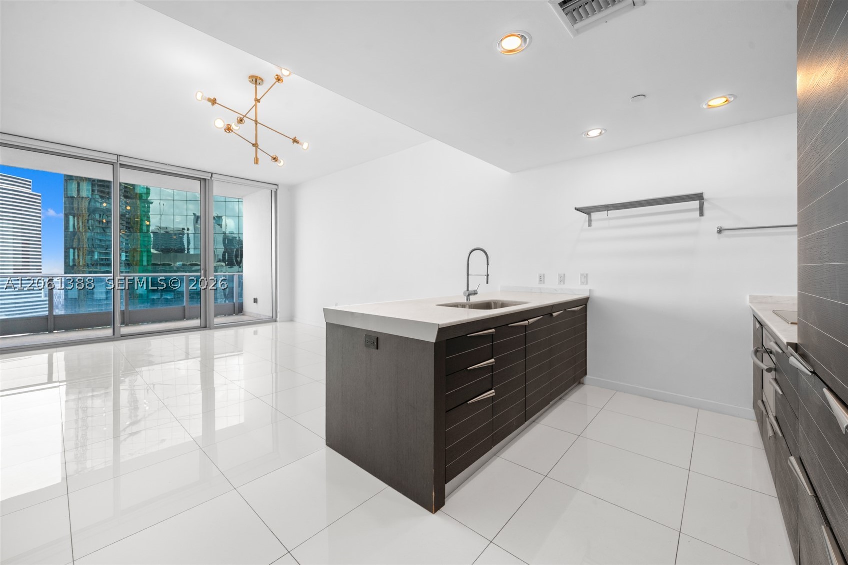 image Epic Residences4