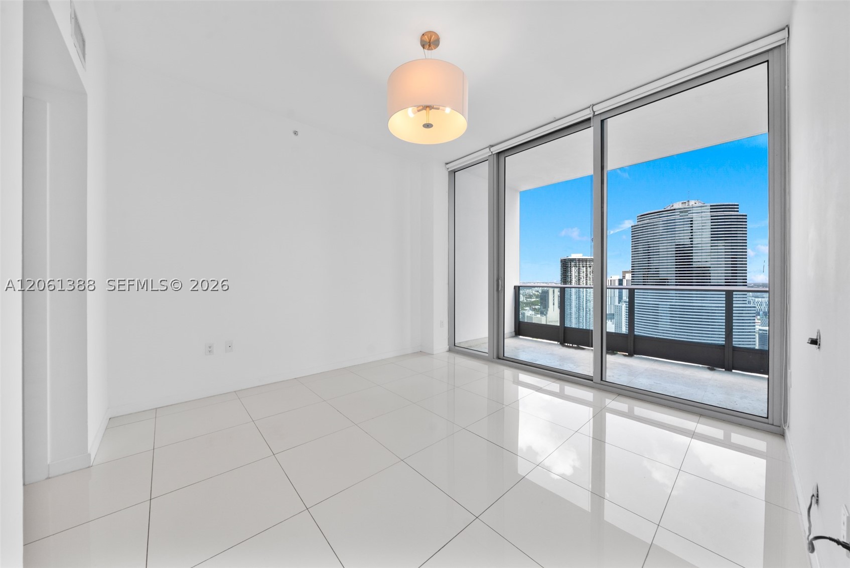 image Epic Residences8