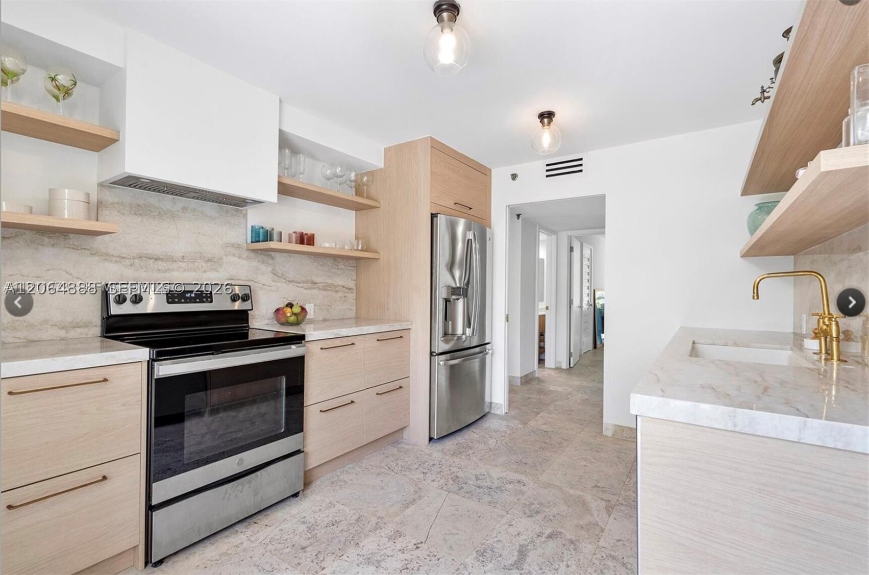2575 S Bayshore Dr #4A Miami, FL 33133