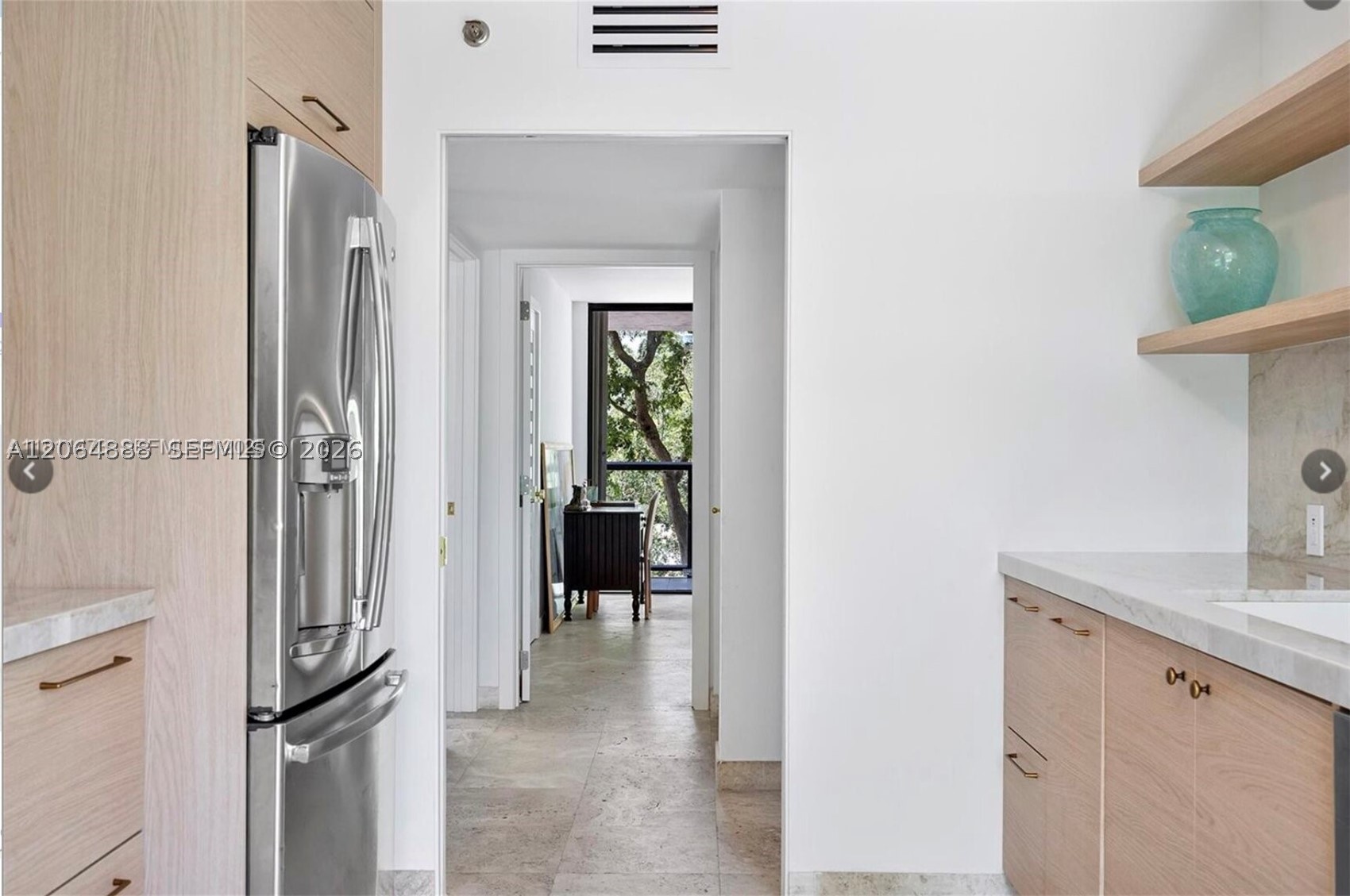 2575 S Bayshore Dr #4A Miami, FL 33133