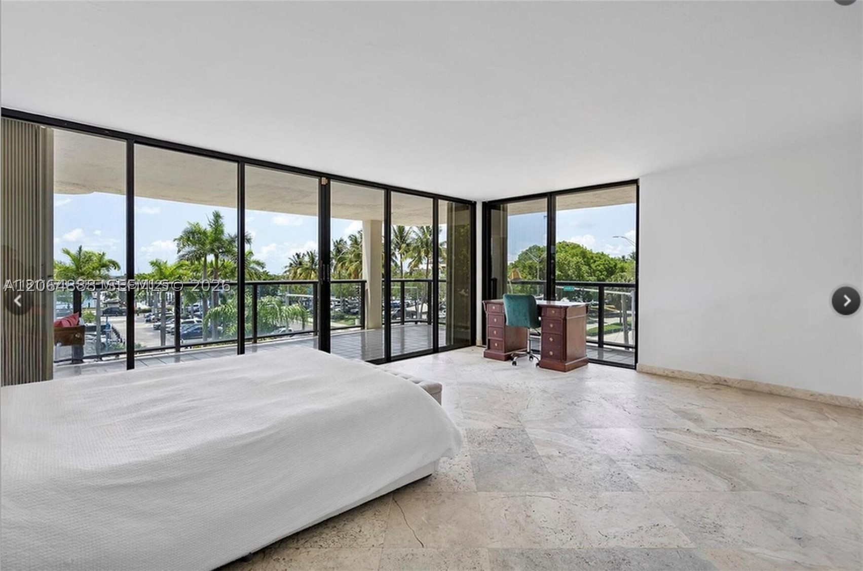 2575 S Bayshore Dr #4A Miami, FL 33133