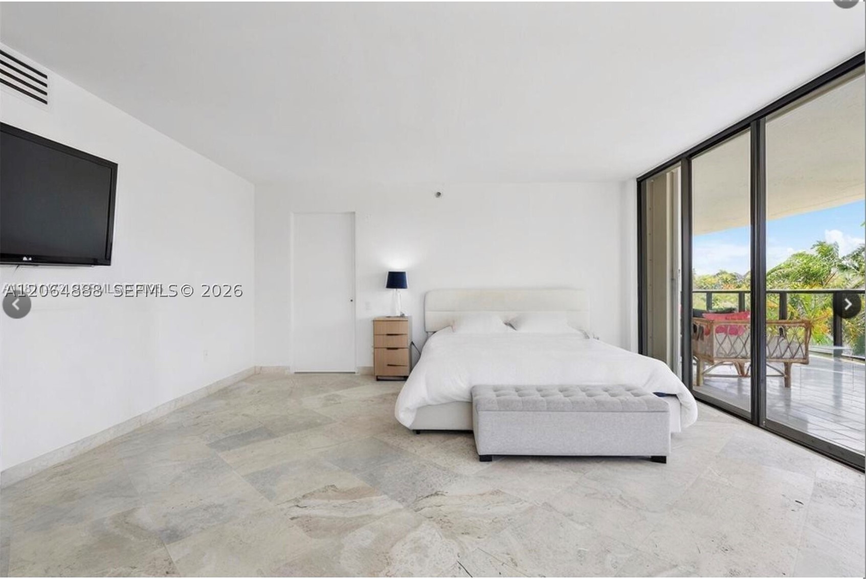 2575 S Bayshore Dr #4A Miami, FL 33133