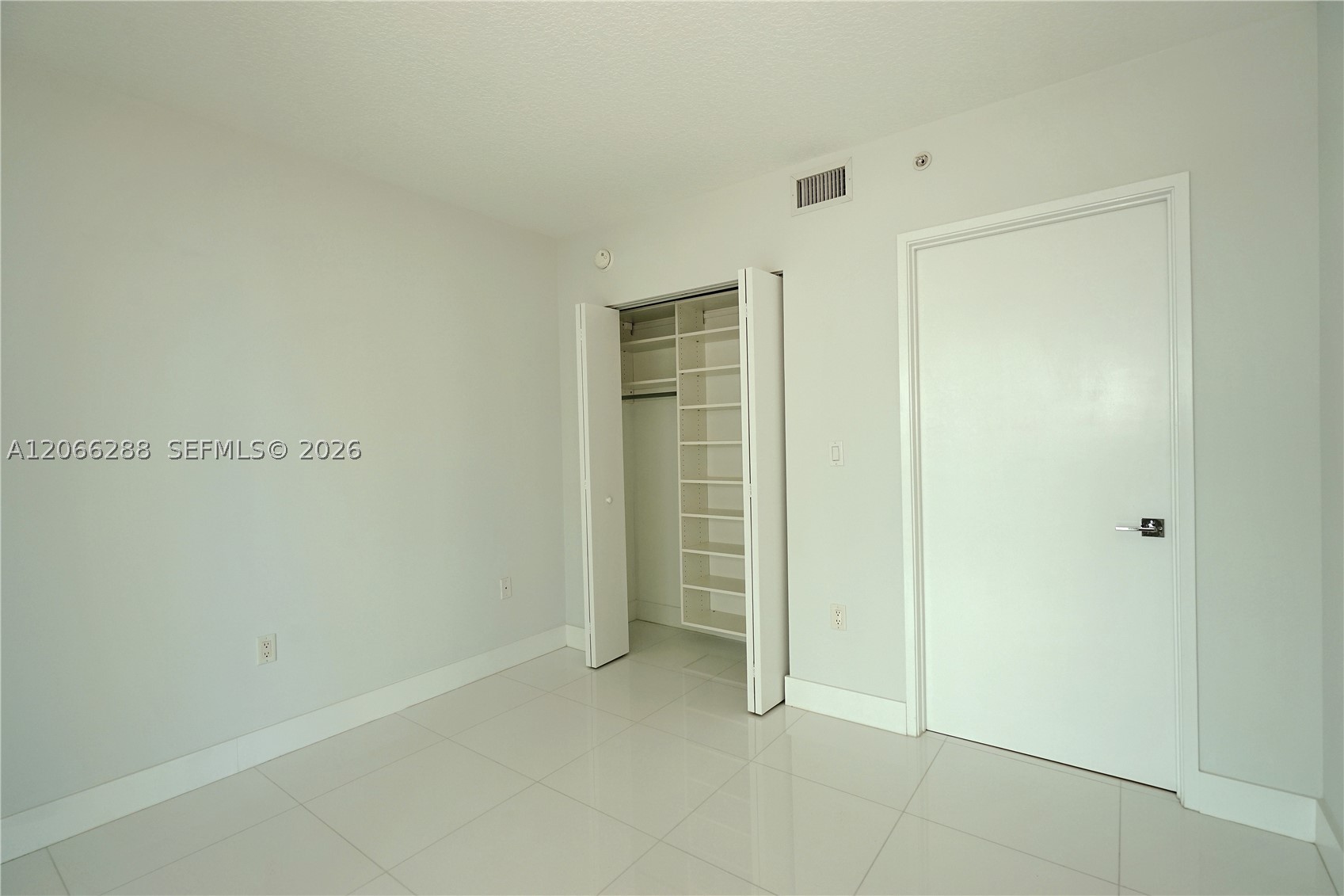 image St Tropez Sunny Isles23