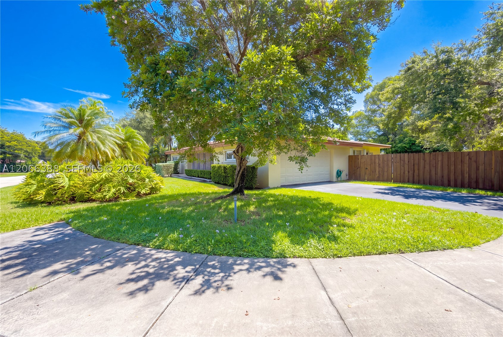 14311 SW 74th Ct Palmetto Bay, FL 33158
