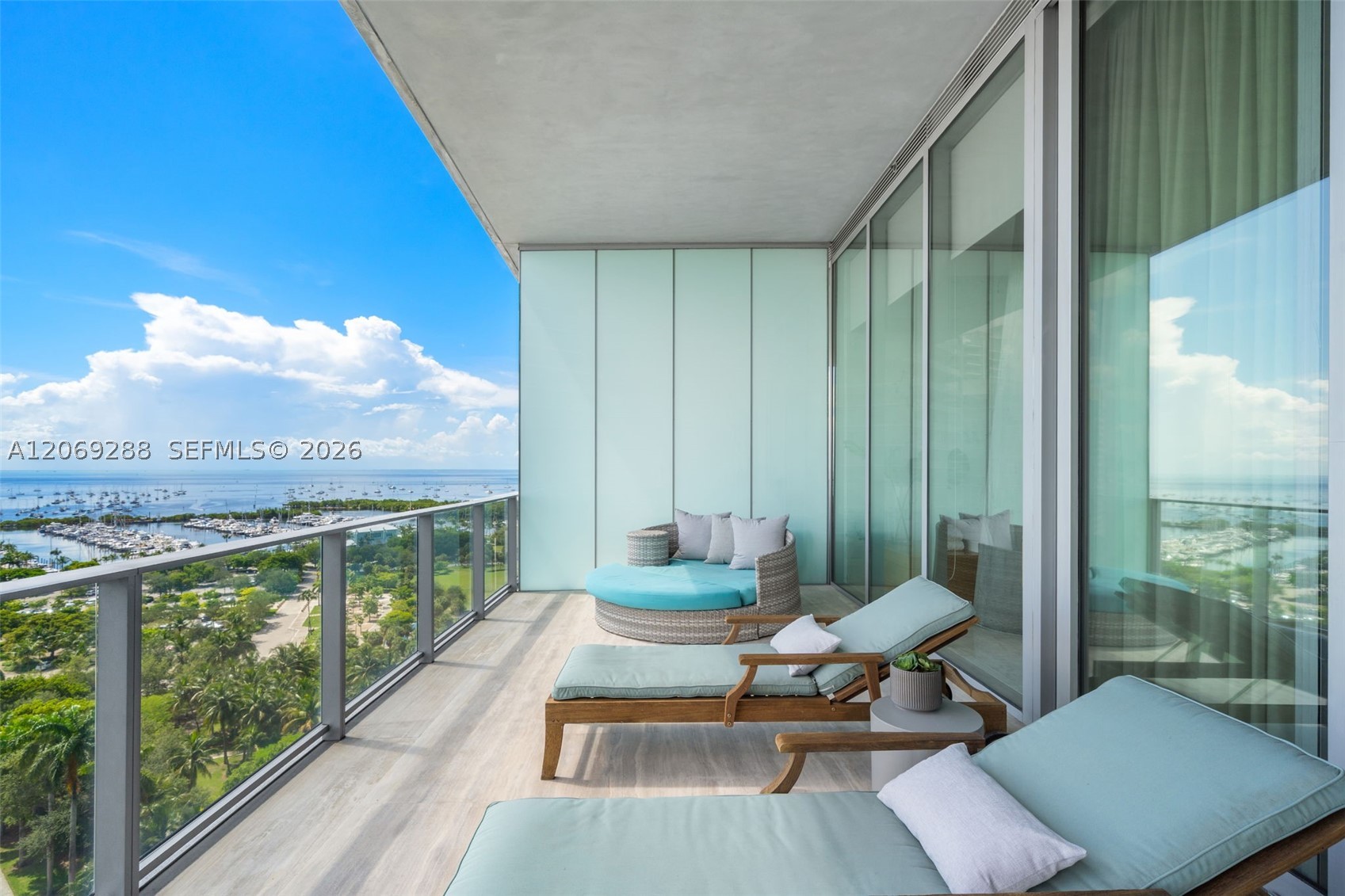 image Grove at Grand Bay25