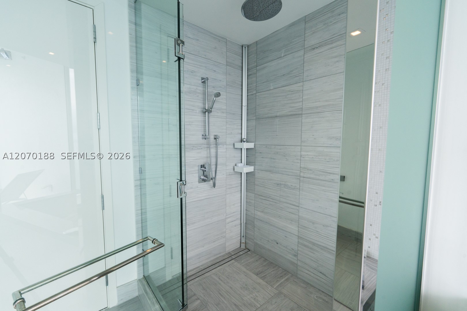 16901 Collins Ave #4201 Sunny Isles Beach, FL 33160