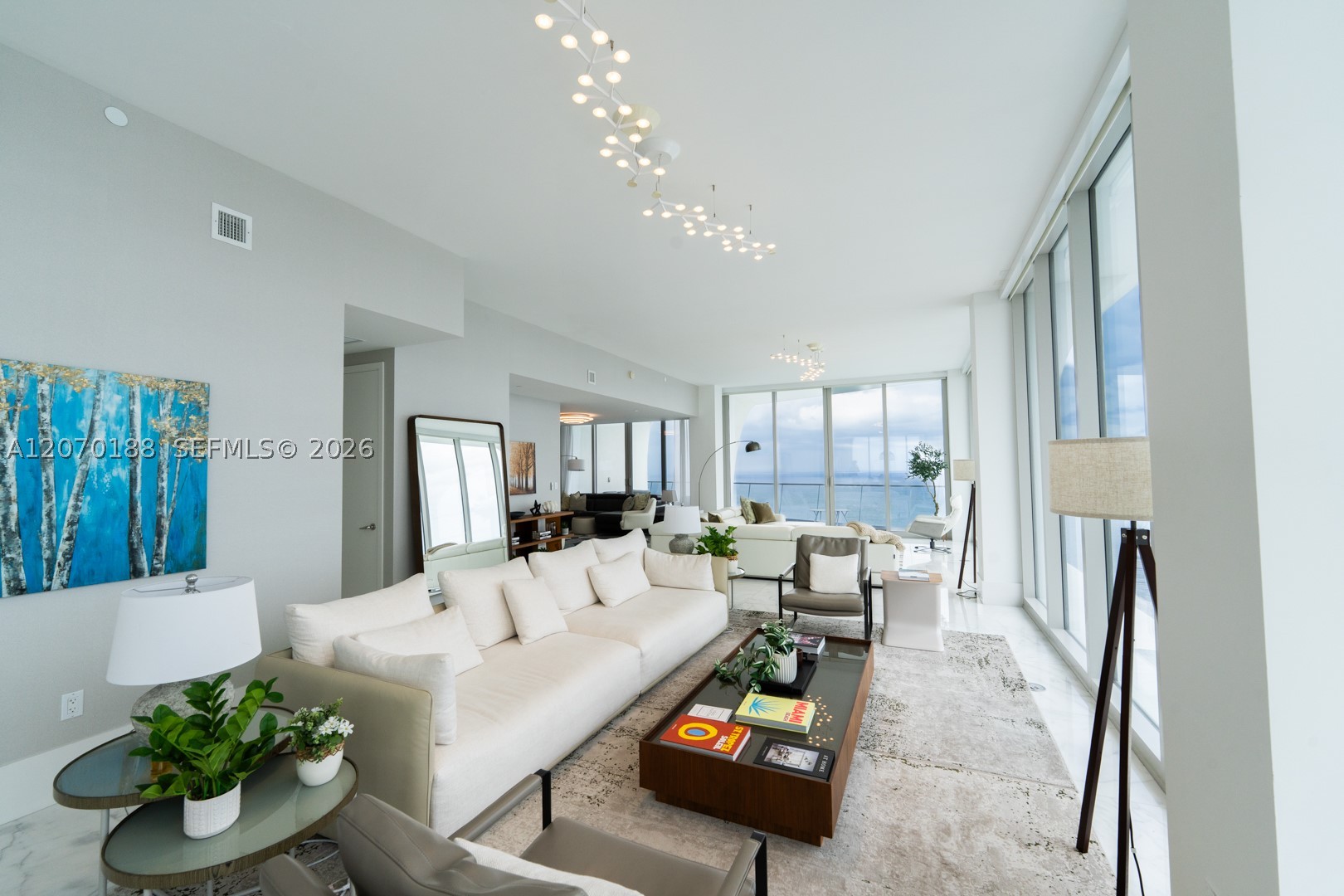 16901 Collins Ave #4201 Sunny Isles Beach, FL 33160