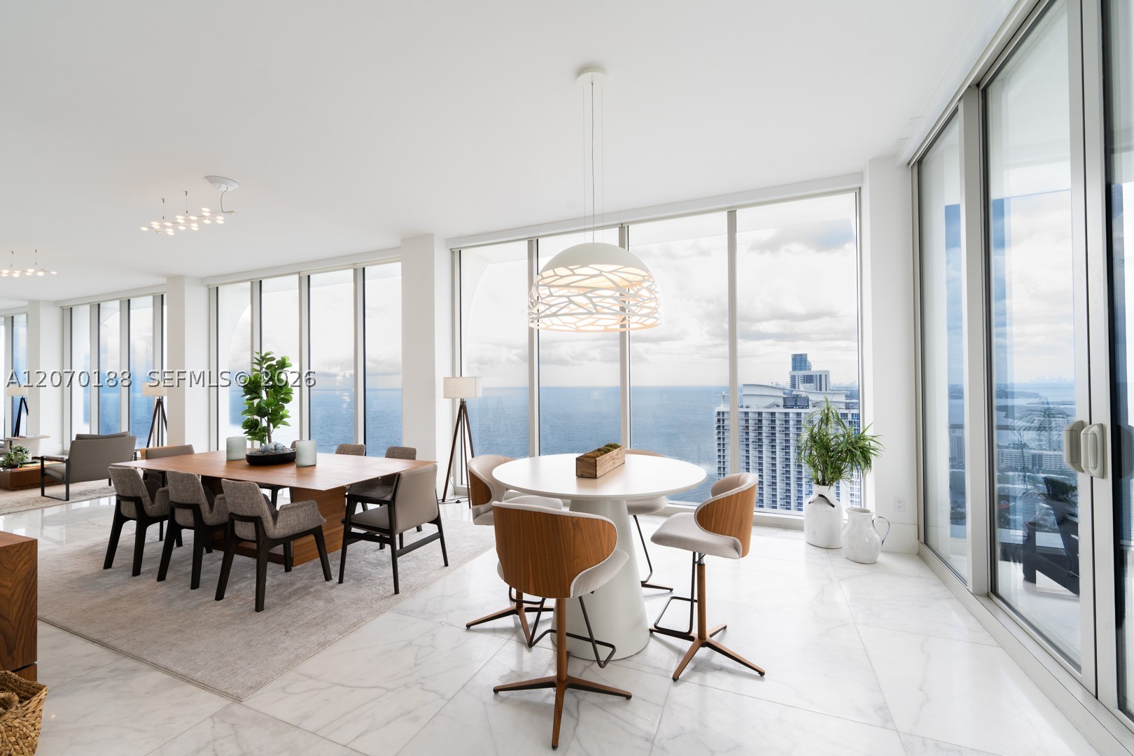 16901 Collins Ave #4201 Sunny Isles Beach, FL 33160