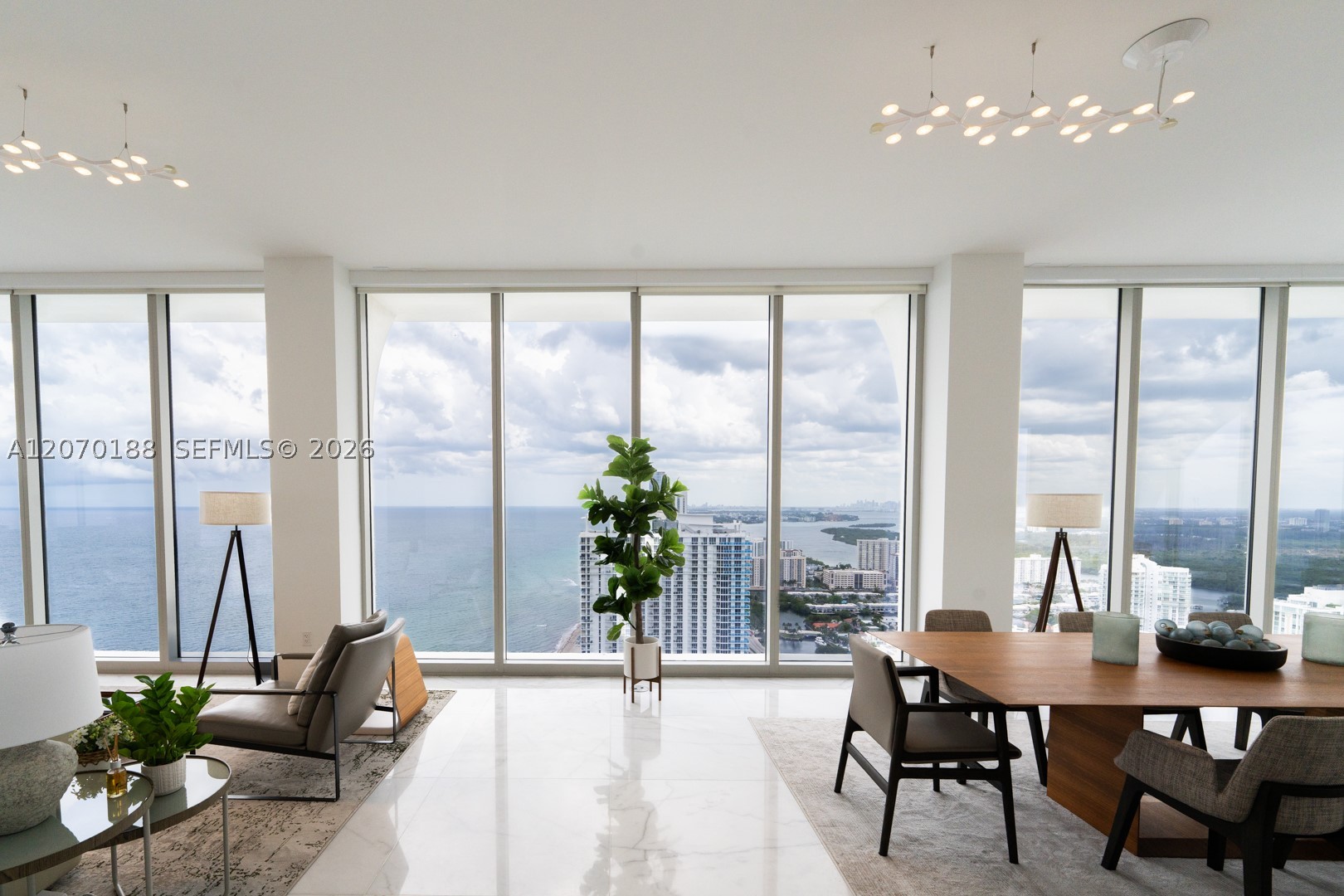 16901 Collins Ave #4201 Sunny Isles Beach, FL 33160