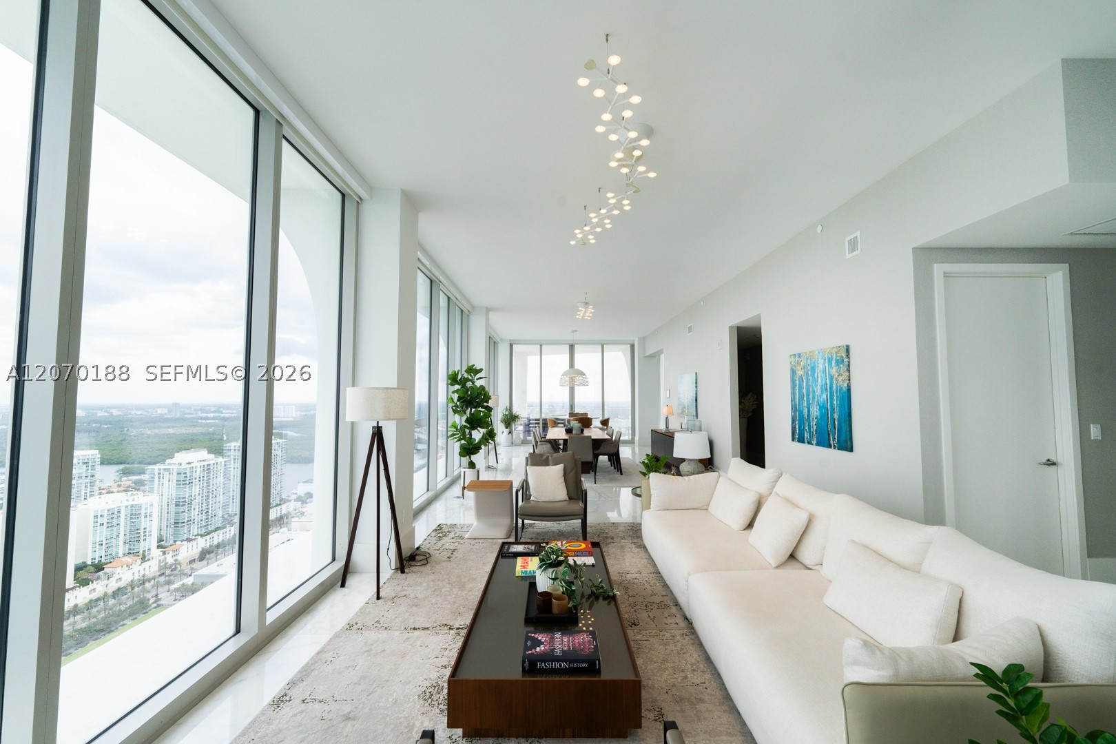 16901 Collins Ave #4201 Sunny Isles Beach, FL 33160