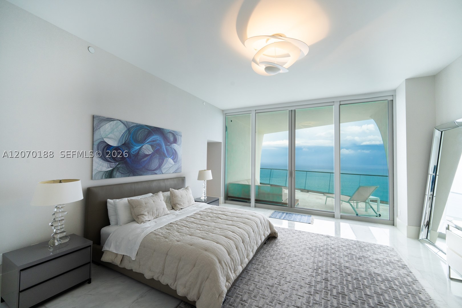 16901 Collins Ave #4201 Sunny Isles Beach, FL 33160