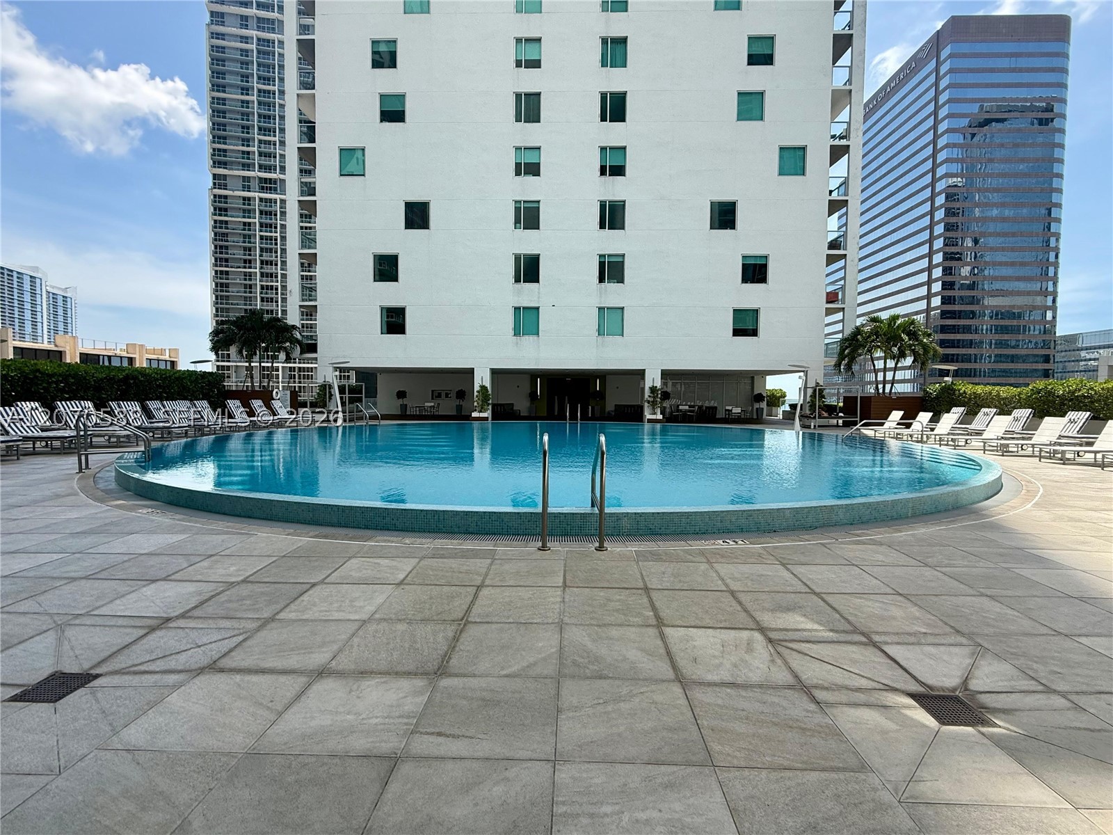 image 500 Brickell West10