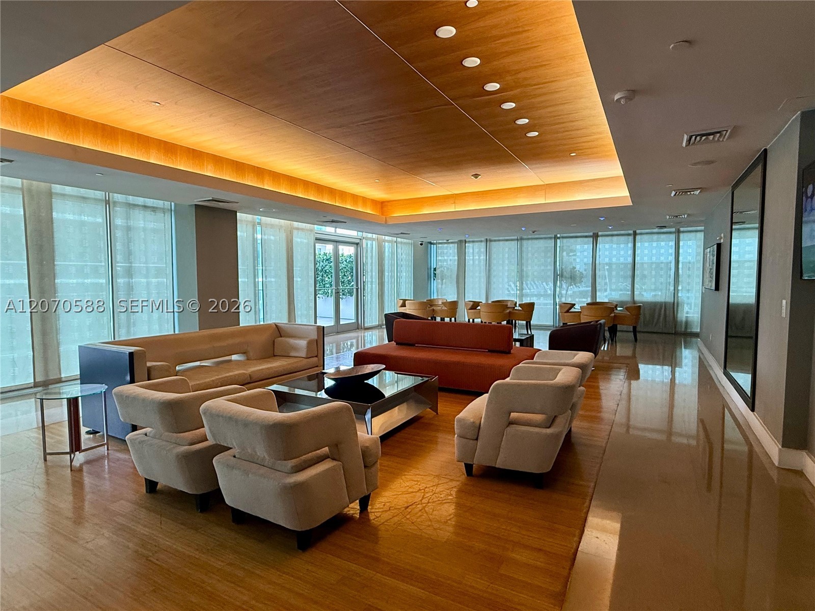 image 500 Brickell West14