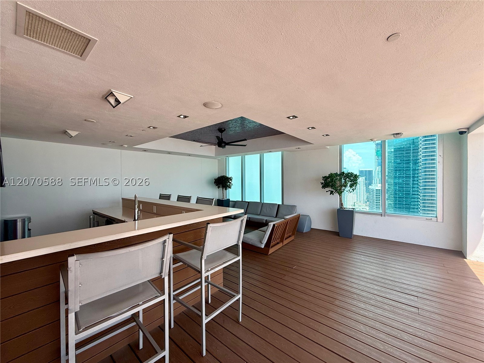 image 500 Brickell West20