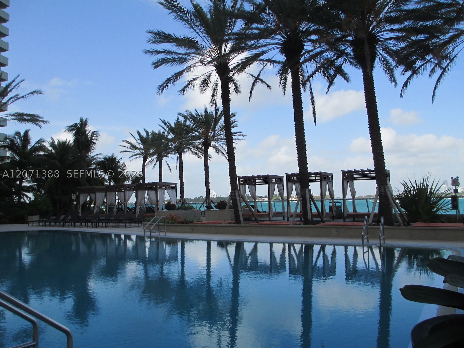 image Flamingo South Beach12